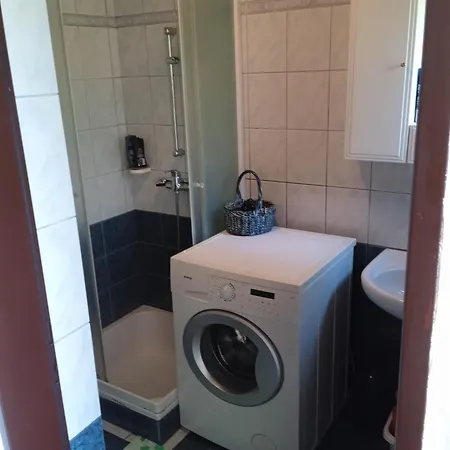 Apartmaji Stara Sola شقة بوهينيسكا بيستريكا