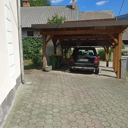 דירה Apartmaji Stara Sola